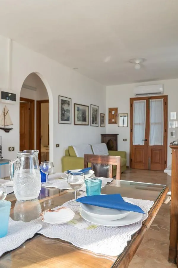 La Finestra Sul Mare Di Drignana, Welcome Way Villa Vernazza 0*,  Italy
