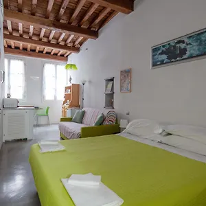 Apartment Ludovica - Backpackers House, Vernazza