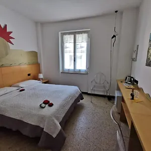 Gasthof Tonino Nuova Gestione, Vernazza